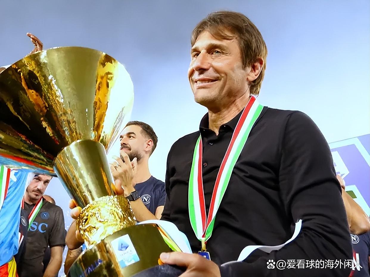 荷甲今夜再迎强敌,那不勒斯止住颓势,主帅态度:压力陡增,心理建设被强调的简单介绍 荷甲今夜再迎强敌,那不勒斯止住颓势,主帅态度:压力陡增,心理建设被强调的简单介绍