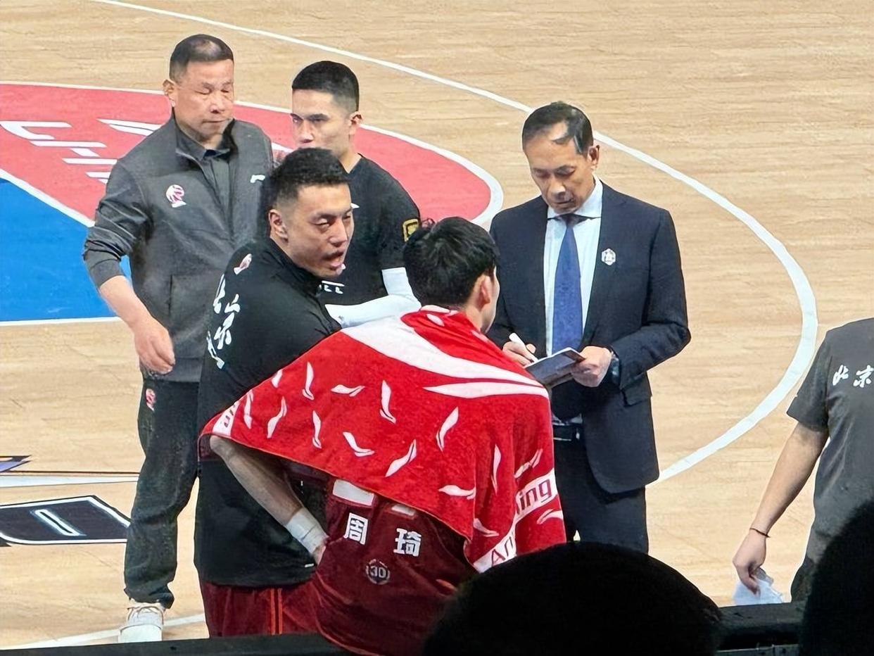 关于浙江稠州迎CBA季后赛关键赛，关键时刻再遭质疑，质疑声仍在，团队化学反应显著的信息